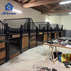 Kunden spezifisches Design Pulver beschichtung Luxus Eu Standard Bambus Pferd Stall Stall Panels - Product Image 1