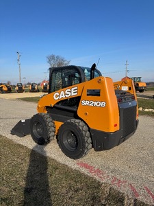 รถตัก SR210B รถตักขนาดเล็กที่ใช้งานง่าย - Product Image 4