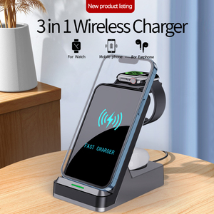 Cargador Inalámbrico Magnético Plegable 3 en 1 de 15W Máx. con Soporte para Teléfono Celular/Reloj/Auriculares - Product Image 2