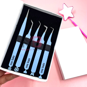 Pince à épiler pour cils Magma Beauty, en acier inoxydable à 90 degrés, anti-magnétique, avec pointe en fibre dorée nano-grip diamant, pour extensions de cils en volume - Product Image 5