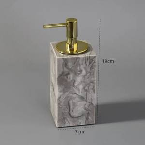 MARVELOUS ; design élégant contribue à créer un look de salle de bain coordonné et sans désordre, ensemble en marbre et métal magnifique - Product Image 4