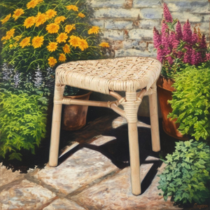 Tabouret en rotin fabriqué à la main pour l'extérieur Structure compacte avec appel organique pour chambres, studios ou coins de jardin - Product Image 4