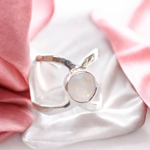 Designer 925 Sterling Silver Moonstone <b>Ring</b> <b>for</b> <b>Women</b> Handmade with Natural Gemstone <b>Statement</b> Fain Jewelry with Bezel Setting - Product Image 2