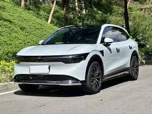 Nuevo SUV Eléctrico Zeekr 7X 2025 - Carga Rápida de 800V y Gran Autonomía - Product Image 2
