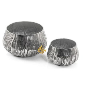 Bol de service à bonbons en métal d'excellente qualité Design attrayant Ensemble de 2 bol de présentation à chocolat fait à la main pour la décoration du festival en vrac - Product Image 1