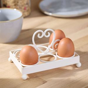 Soporte para huevos de hierro con revestimiento negro con diseño en espiral duradero para una colocación de huevos suave y atractiva - Product Image 5