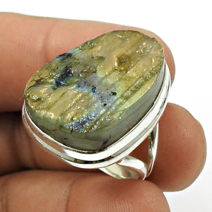 Good Quality Trendy Handmade Gemstone 925 Sterling <b>Silver</b> <b>Statement</b> Uncut Rough Labradorite Boho <b>Ring</b> Wholesale Factory Price - Product Image 4