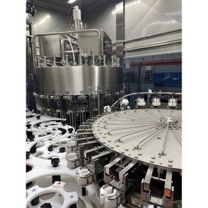 Machine d'étiquetage automatique rotative à chaud BOPP de qualité supérieure pour les bouteilles rondes dans l'emballage des boissons Disponible au prix d'usine - Product Image 1