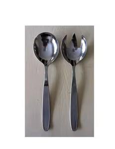 Poignée de salade en métal pour une prise facile et confortable tout en jetant la salade de légumes frais - Product Image 4