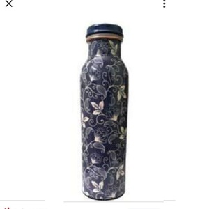 Botella de Agua de Cobre Hecha a Mano con Estilo, Diseño Único, Botella de Agua de Cobre de Alta Calidad para Uso en el Hogar y Viajes - Product Image 2