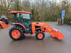 Venta al por mayor: Transmisión automática de 70HP para tractor oruga 2WD, con bomba de motor de larga duración y caja de cambios, ideal para uso agrícola. - Product Image 5