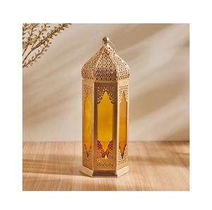Lanterne décorative en métal de qualité supérieure pour Ramadan Kareem avec polonais doré Idéal pour les rassemblements spirituels Ramadan Kareem et les nuits de l'Aïd - Product Image 4