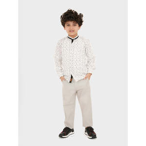 กางเกงชิโน่ลำลอง TAWFIQ ผ้าทวิลล์ ลายเรียบ เสื้อเชิ้ตย้อมสีพื้น - Product Image 2
