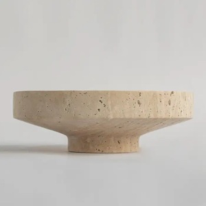 Cuenco de piedra travertino con pedestal y diseño moderno de borde ancho, perfecto para decoración de lujo, exhibición de frutas y estilo de hogar atemporal. - Product Image 1