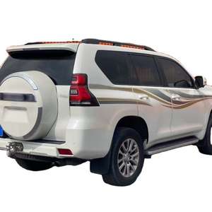 SUV pleine grandeur d'occasion 2024, moteur essence 3,5 L, 7 places, type TXL avec attelage arrière, démarrage par bouton-poussoir, boîte à glacières et boîte de vitesses manuelle - Product Image 3