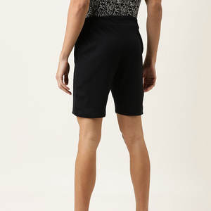 New High Street Color sólido Hombres Pantalones cortos de playa 100% algodón Secado rápido Transpirable Personalizable Bajo MOQ Pakistán Fabricante - Product Image 3