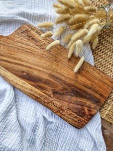 Plateau en bois pour Ramadan Mubarak avec gravure élégante Parfait pour l'Iftar Servant des dattes, des bonbons, du thé et un décor de table festif - Product Image 3