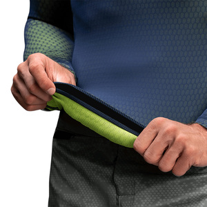 Personnalisable Hommes UPF 50 + Compression Fit Rash Guard Respirant Anti-UV pour Surf Natation Sports Nautiques OEM/ODM Disponible - Product Image 4