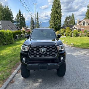 ACURA CL 2023 d'occasion, en bon état, sans accident, propre, prix avantageux, vitesse maximale, toit ouvrant panoramique, sièges électriques - Product Image 1