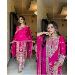 Traje Salwar de Seda Chinon para Mujer, Diseño Tradicional Atractivo con Dupatta, Estampado en Relieve, Disponible para Bodas y Fiestas - Product Image 1