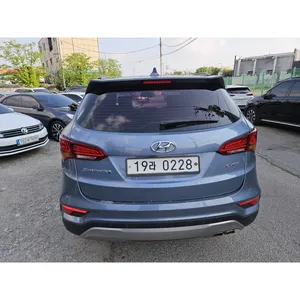 Hyundai Santa Fe Prime Diesel 2.0 2WD Premium SUV 2016, Volante a la Izquierda, Automático/Manual, Opciones de Gasolina/Eléctrico/Híbrido - Product Image 5
