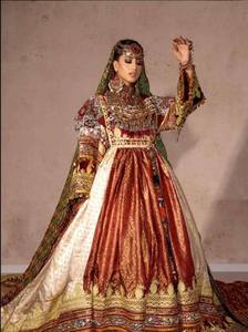 Vestido Tradicional Vintage Afgano Pashtun para Pareja, Hecho a Mano, Ropa Étnica Cultural para Bodas, Largo hasta el Suelo, Manga Larga, Personalizable - Product Image 4