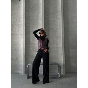 Chaleco de Cuero con Botones para Mujer, Producto al por Mayor, Diseño Elegante - Product Image 3
