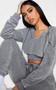 Ensemble de survêtement en velours pour femmes, logo personnalisé, survêtement vierge, survêtement en velours avec strass pour femmes - Product Image 3