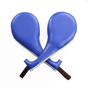 Mitaines de frappe en cuir à double main pour la boxe et l'entraînement. - Product Image 1