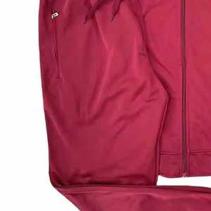 Vêtements de fitness et de sport personnalisés pour hommes survêtement de fitness en gros survêtement de sport d'entraînement pour hommes fabriqué au Pakistan - Product Image 6