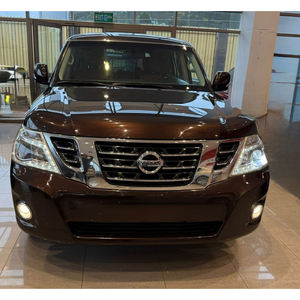 Véhicule tout-terrain Nis-san Patrol Y61/Y62 d'occasion, idéal pour la conduite en désert, en montagne et en ville - Product Image 2