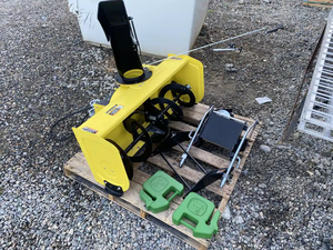 รถตัดหญ้ามือสอง John Deere X390 ราคาประหยัด สำหรับใช้ในบ้าน - Product Image 5