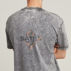 เสื้อยืดผู้ชายทรงโอเวอร์ไซส์ ผ้าคอตตอน 100% ลายเรียบ สไตล์สตรีท ลวดลายทึบ ทรงยาว  ซักย้อมสีแบบแอซิดวอช ป้องกันรอยยับ  รับสกรีนโลโก้ตามแบบ - Product Image 3