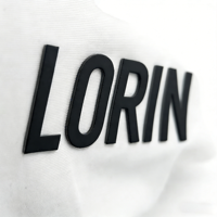Logo personnalisé en silicone multicolore, lettres en caoutchouc 3D, impression par transfert PVC, patch logo de marque, étiquette de fabricant en tissu, lavable