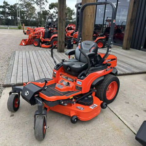 Tondeuse à gazon professionnelle Kubota ZD1011, robuste, faible entretien, transmission par arbre, bon prix. - Product Image 1