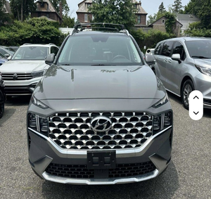 Santa Fe Limited AWD 2022 d'occasion, moteur turbo, pneus R21, conduite à gauche, intérieur clair, faible kilométrage, prix en stock - Product Image 1