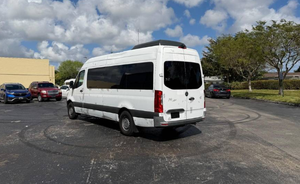 W1Z4EGHY6MT080583 2021 Camioneta de Carga Tamaño Completo RWD 2.0L Turbo Diésel 188hp Bajo Kilometraje - Product Image 5