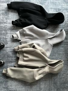 Trajes Deportivos de Poliéster Ajustados de Alta Calidad para Hombre, Venta al por Mayor, Trajes para Correr Ecológicos, Ropa Deportiva Personalizable, Precio OEM - Product Image 5