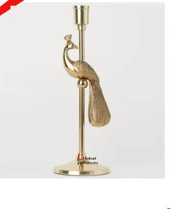 Portavelas de diseño en acero inoxidable con acabado plateado de aspecto increíble para hoteles, restaurantes y bares - Product Image 2