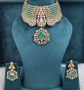 Conjunto de Joyería Nupcial de Latón con Piedras Polki y Doublet para Mujer, Perfecto para Bodas y Fiestas, Collar de Alta Calidad - Product Image 4