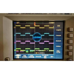 Osciloscopio Digital de Alto Rendimiento Tektronix TDS3044B de 400MHz y 4 Canales con Ancho de Banda de 5GS - Product Image 2