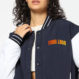 Veste de baseball varsity personnalisée en gros avec logo, veste varsity d'hiver de haute qualité pour femmes, coton coupe-vent réversible OEM - Product Image 5