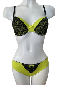 ชุดบราแบบมีสายสุดเซ็กซี่ของผู้หญิงพร้อมบิกินีกางเกงชั้นในสีดำกำมะถันระบายอากาศได้ทุกวัน - Product Image 2