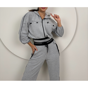 Conjunto Deportivo de Punto Transpirable 1038 con Cinturón y Detalle de Ribete - Product Image 6