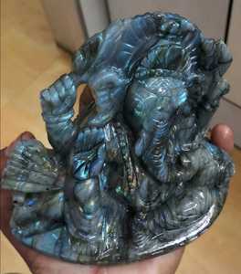 Artisanat en pierres semi-précieuses : Ganesha sculpté à la main en labradorite, style bouddhiste, pierres de guérison naturelles, résistant à l'eau - Product Image 5
