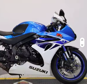 Motocicleta Deportiva de Alto Rendimiento GSX-R1000R 2025-2026, 999cc, Motor de 4 Tiempos en Línea - Product Image 4