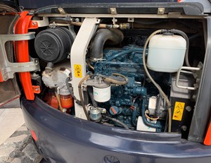Chargeuse sur chenilles Kubota U48-4 de 5 tonnes, 40 CV, avec boîte de vitesses, machine de terrassement, disponible à prix réduit. - Product Image 2