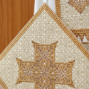 Ensemble de Vêtements Liturgiques Blancs pour l'Église Orthodoxe, Robe de Clergé Brodée à la Main avec Fil d'Or, Chasuble de Prêtre, Vente en Gros - Product Image 5