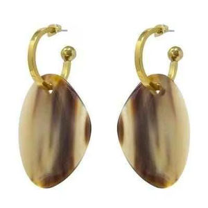 Boucles d'oreilles tendance en véritable corne de buffle, bijoux de luxe en corne naturelle, clous d'oreilles artisanaux en corne naturelle, vente chaude - Product Image 1
