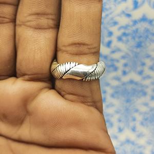 Anillo de media banda de Plata de Ley 925 sólida de diseñador, Joyería de diamantes artesanal Tribal para bodas, aniversarios, anillos finos - Product Image 3